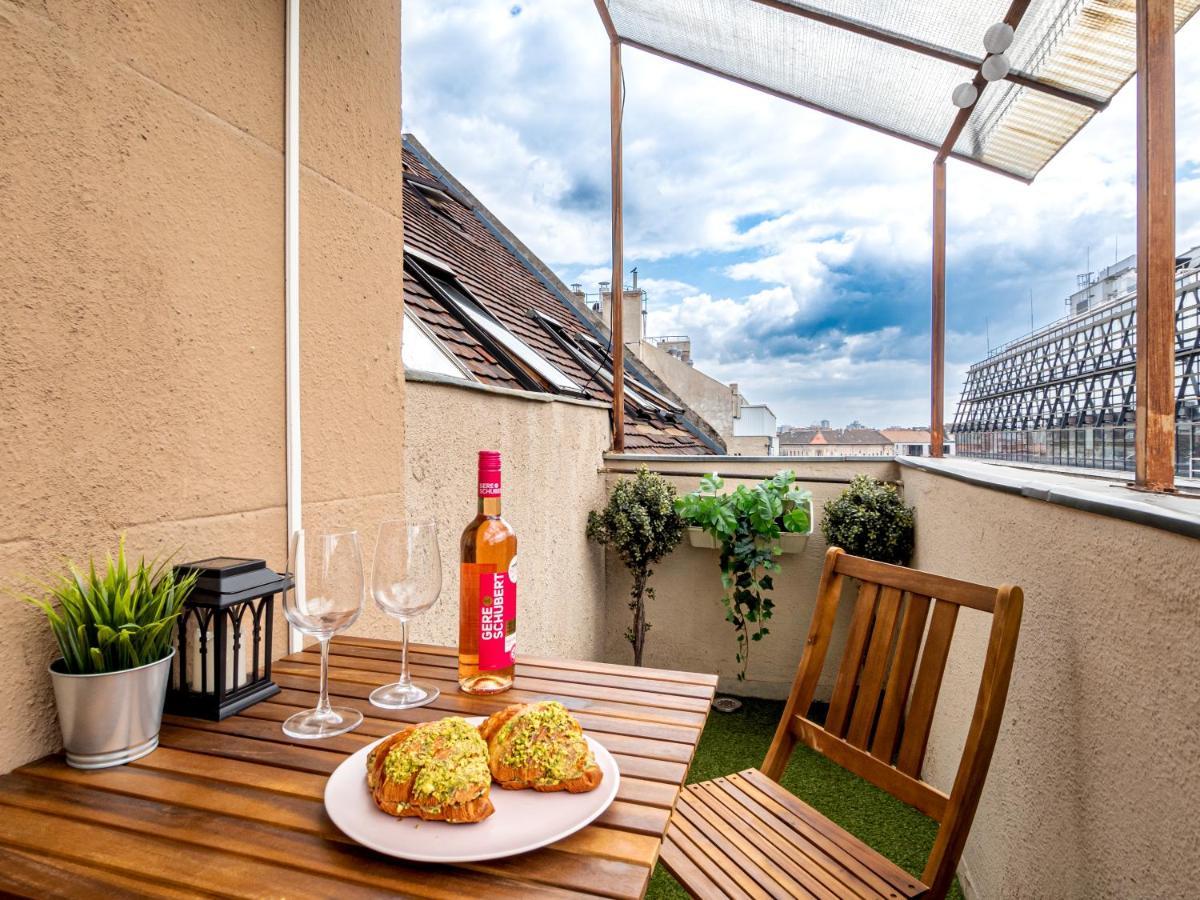 The Birdcage Apartment Budapest Exterior photo